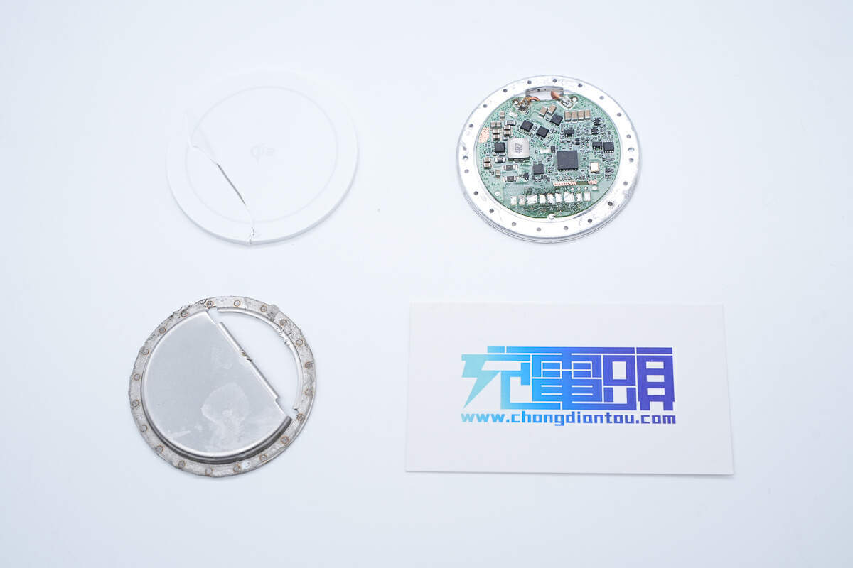 果原装无线磁吸无线充模组拆解mg不朽情缘网站可完美替代苹(图2) 果原装无线磁吸无线充模组拆解mg不朽情缘网站可完美替代苹(图2)